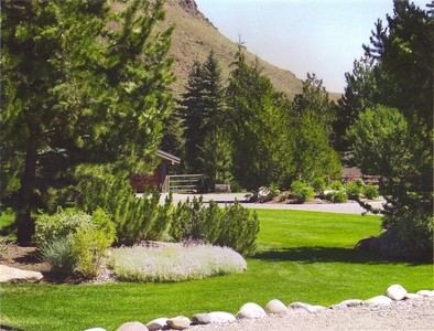 gallery/medium/202 (25)-Garden-Design-Hailey-Idaho.jpg